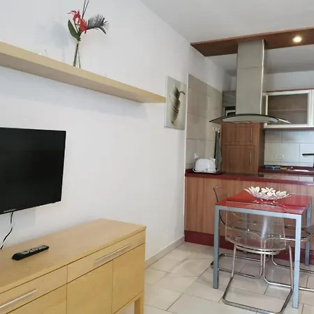 Apartment 2bed Pool View- San Eugenio