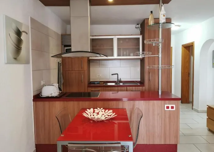 דירה 2bed Pool View- San Eugenio *